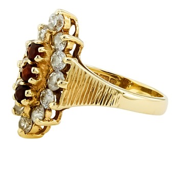 9ct Gold Garnet / Cubic Zirconia Cluster Ring Size I